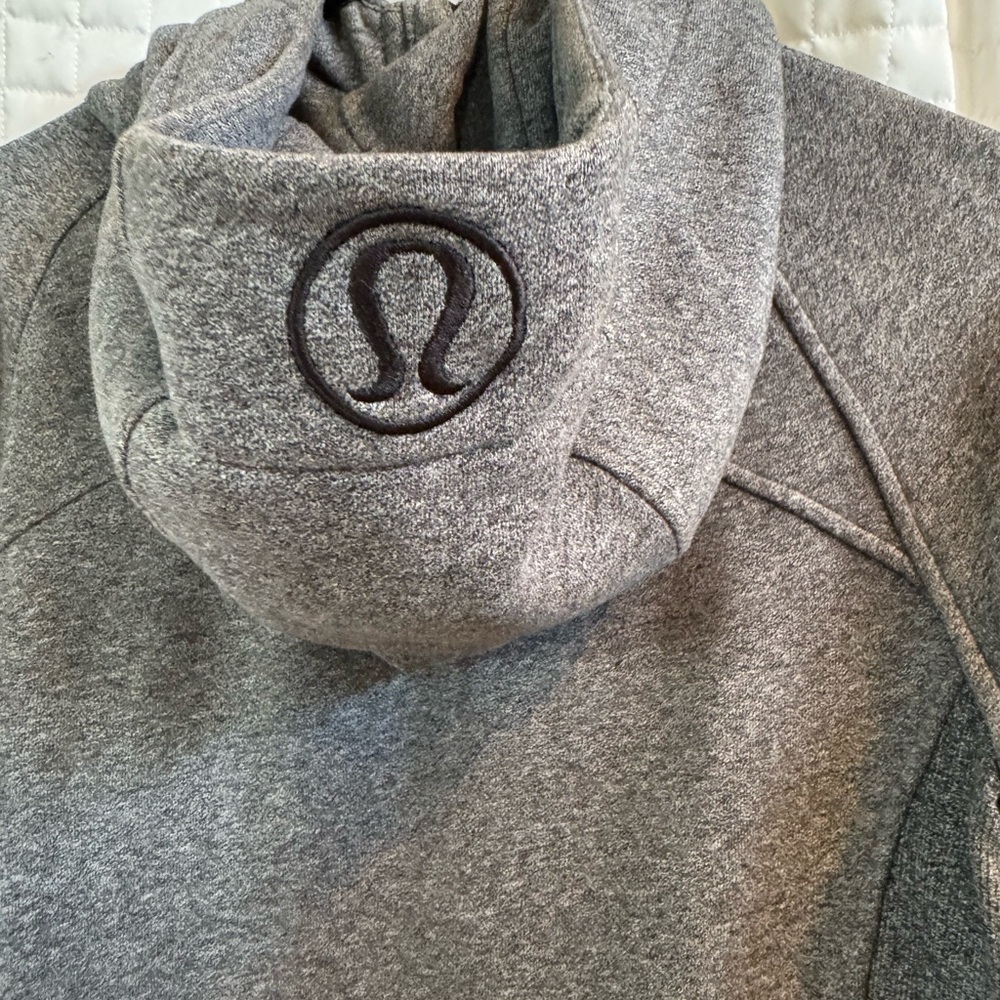 🌟LULULEMON🌟SCUBA - Picture 3 of 7